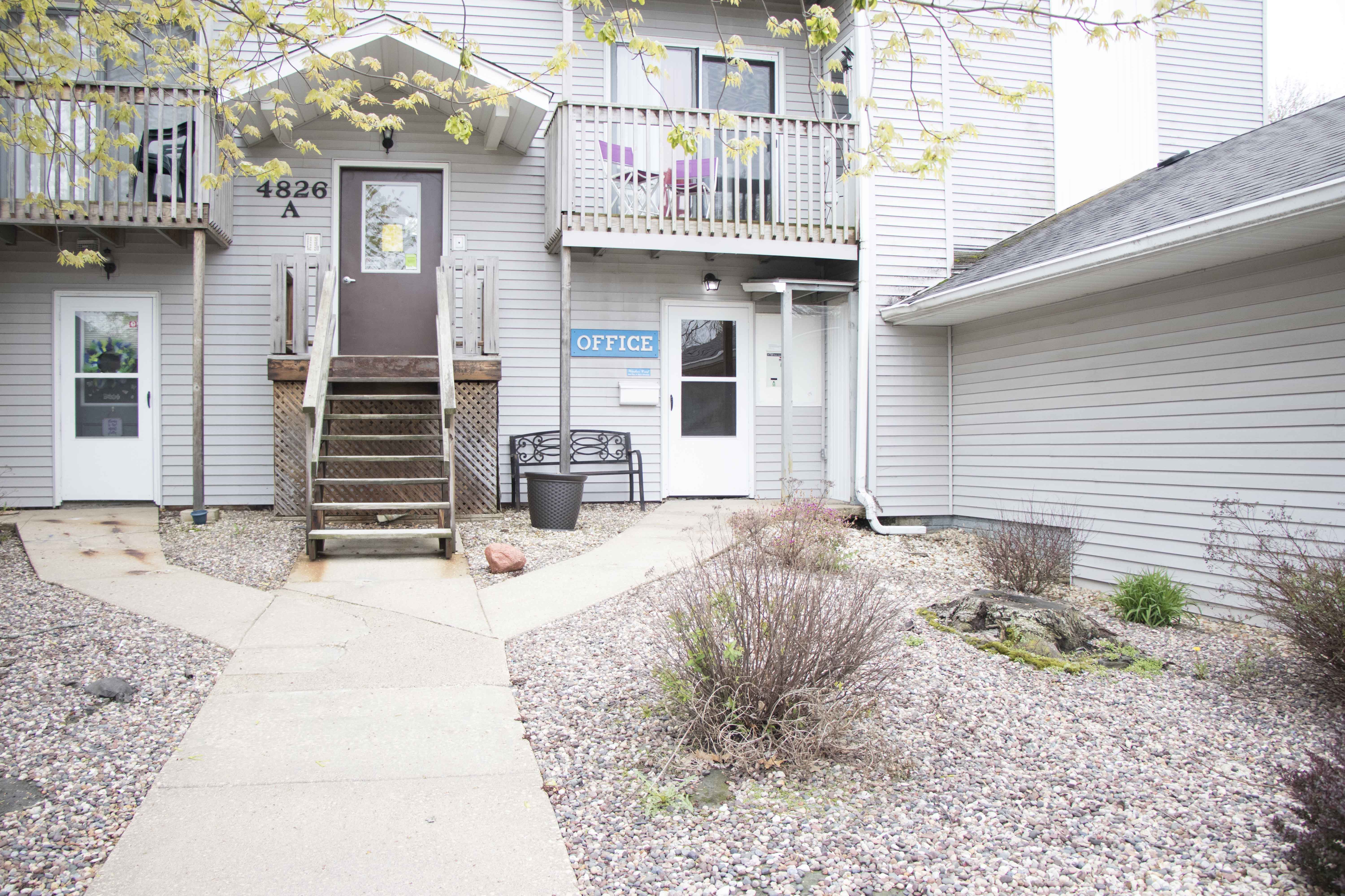 Windsor Crest Apartments | Apartments in Davenport, IA